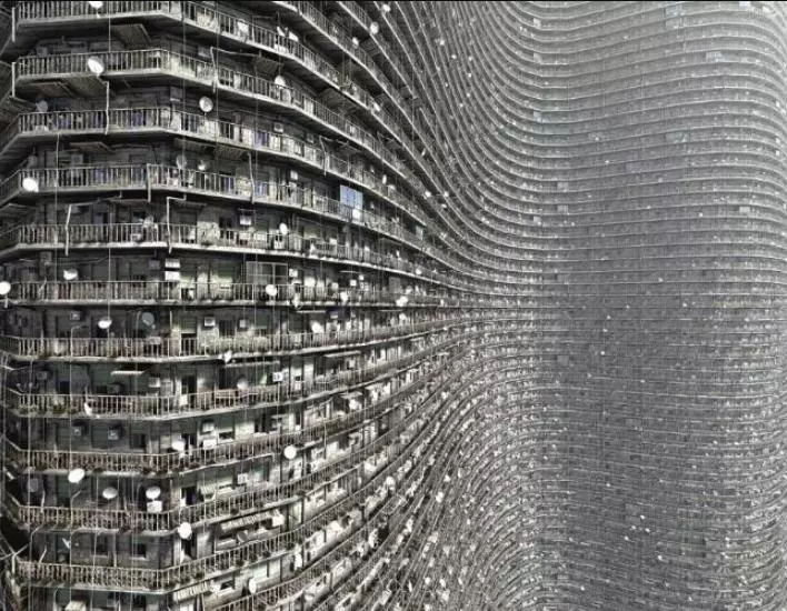 Niesamowity kompleks mieszkaniowy w Chinach, w którym mieszka ponad 30 000 osób. To się nazywa skala!