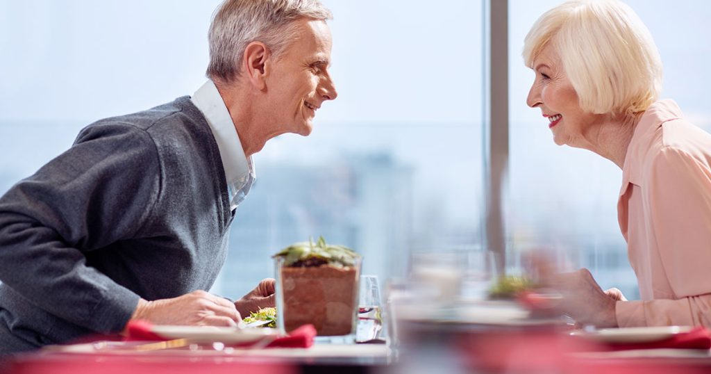 W końcu znów byłam szczęśliwa po śmierci męża, ale moje czworo dzieci sprzeciwiło się mojemu ślubowi – kiedy zaczęły mówić, WSZYSTKO WE MNIE SIĘ ZERWAŁO.