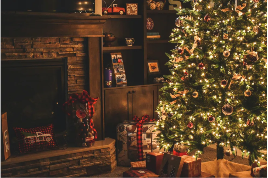 W noc Bożego Narodzenia do naszych drzwi zapukała ciężarna kobieta, która miała rodzić, a ja zbladłem, gdy dowiedziałem się, kim ona naprawdę jest.