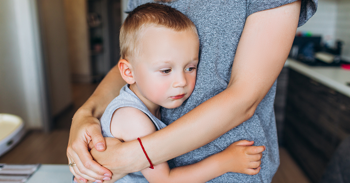 Wróciłam do domu i znalazłam moje dzieci na ulicy z zebranymi torbami — to był najtrudniejszy dzień w moim życiu.