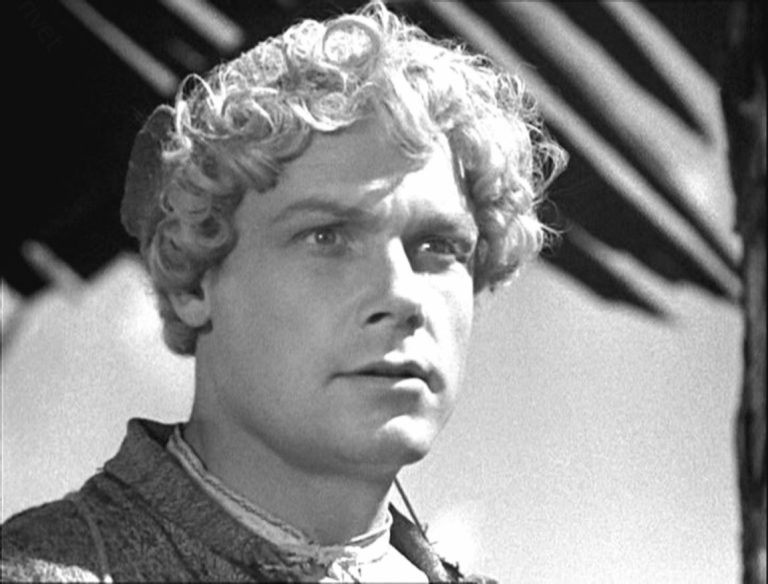 10 najbardziej czarujących mężczyzn. Kto przyciąga najwięcej uwagi?