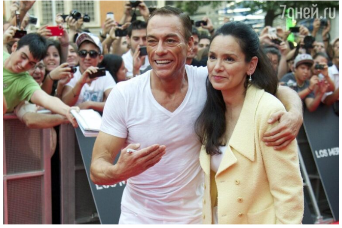 Za miłość mieszkanie w Krzewym Rogu. Co wiadomo o ukraińskiej kochance Van Damme'a?