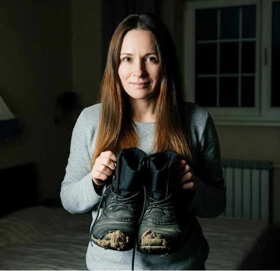 Moje zimowe buty się zużyły, ale mąż odmówił kupienia mi nowych i powiedział: „To ja decyduję, jak wydawać swoje pieniądze”.