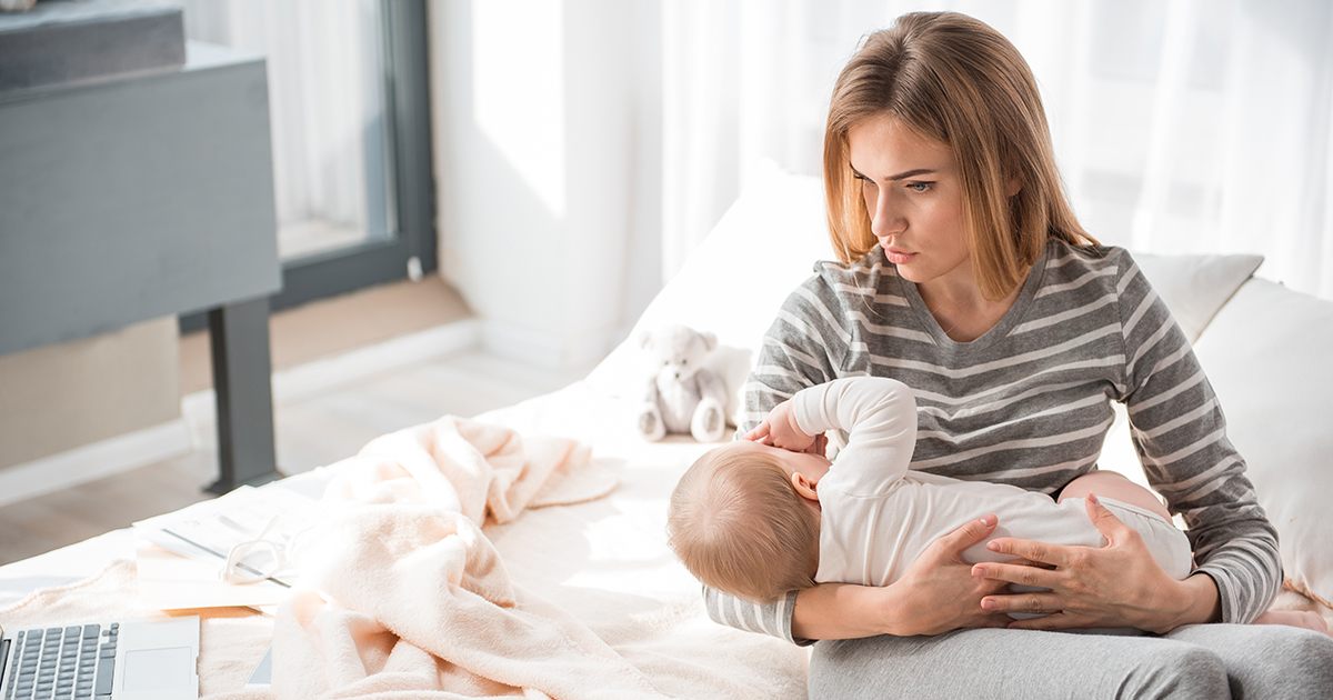 Po porodzie wołałam o pomoc, a moja matka w tym czasie publikowała zdjęcia z wakacji w mediach społecznościowych.