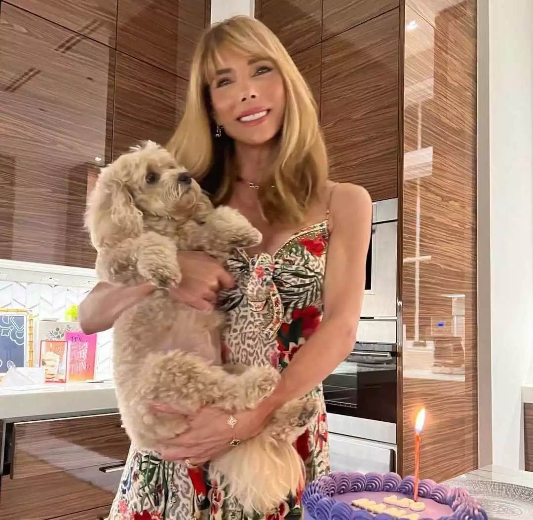 Stallone uwielbia swoją młodą żonę i córki.