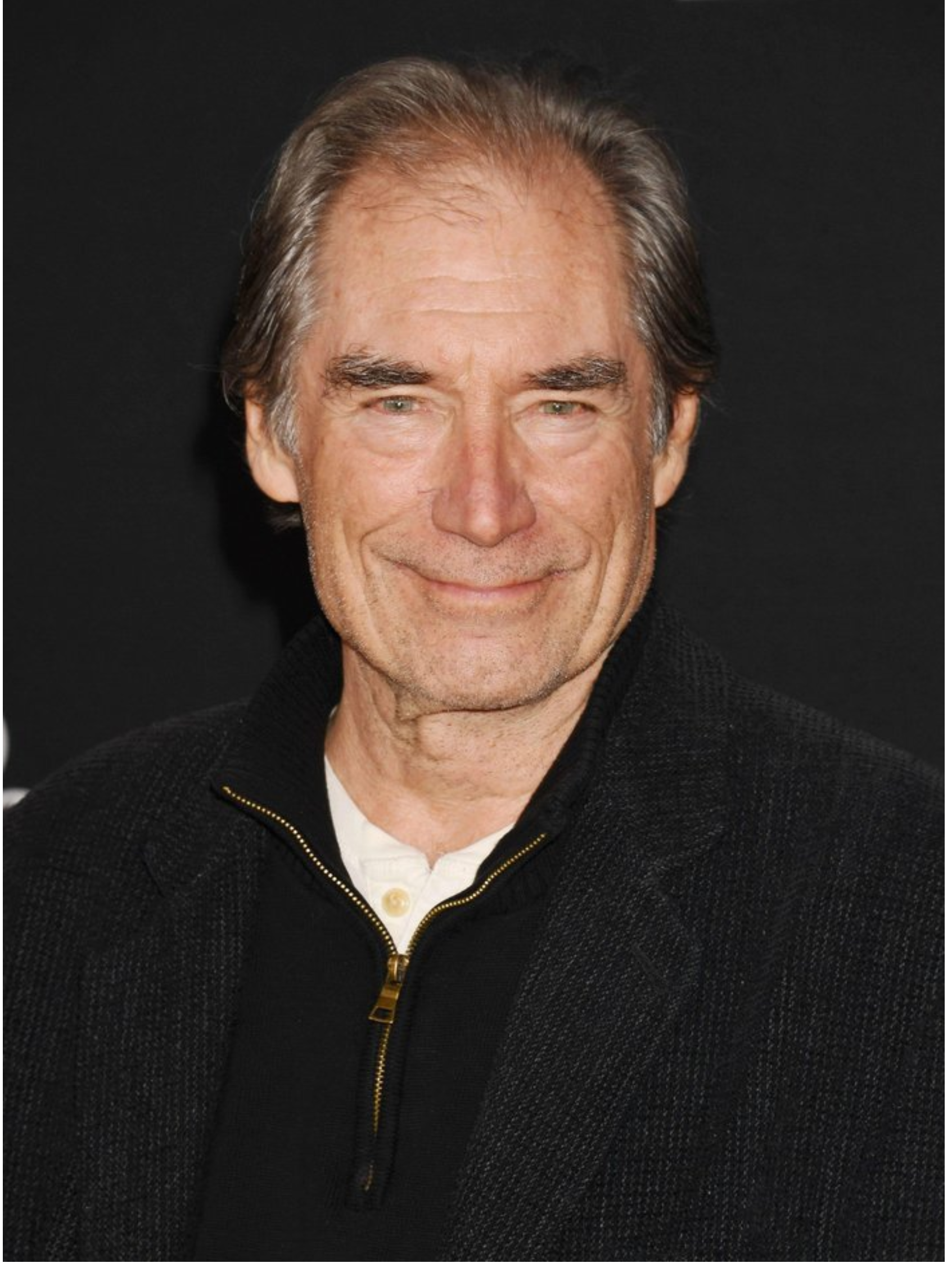 Trudno uwierzyć, że ten starszy mężczyzna był kiedyś uważany za ikonę hollywoodzkiej urody i był ulubieńcem kobiet.