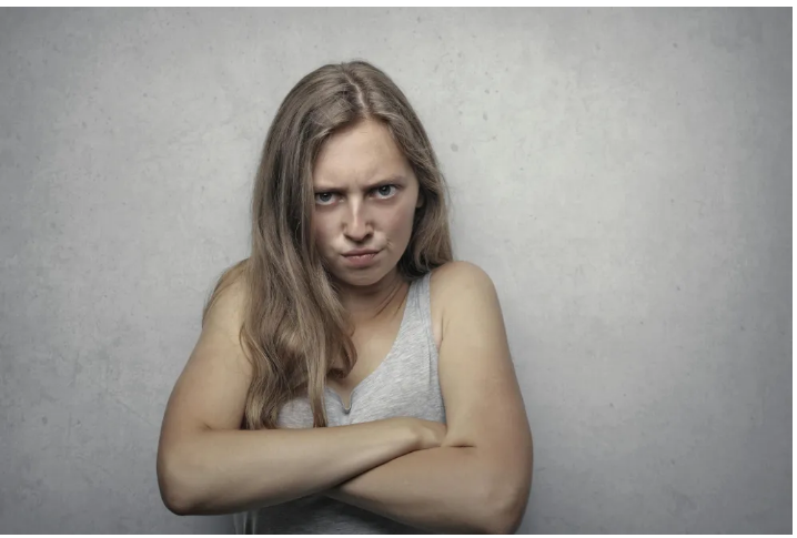 5 epickich historii o tym, jak zadowoleni z siebie ludzie dostali to, na co zasłużyli