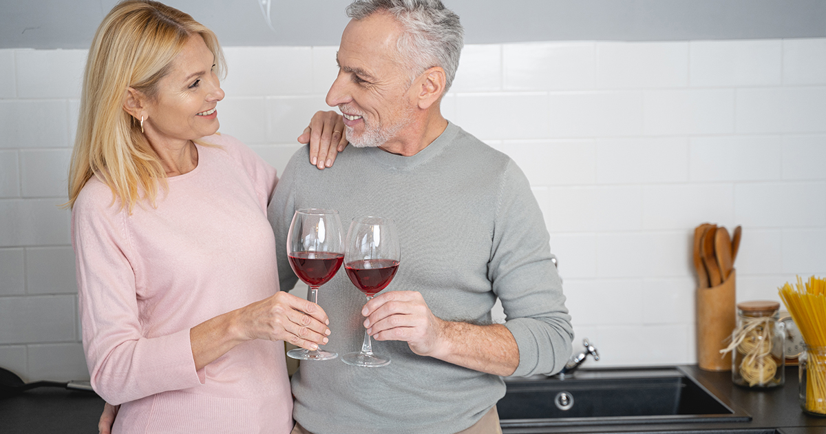 MÓJ OJCIEC ZOSTAWIŁ MOJĄ MAMĘ ZA SWOJĄ „DRUGĄ POŁÓWKĄ”, ALE NIGDY NIE POWIEDZIAŁ NAM, KIM BYŁA TA OSOBA.