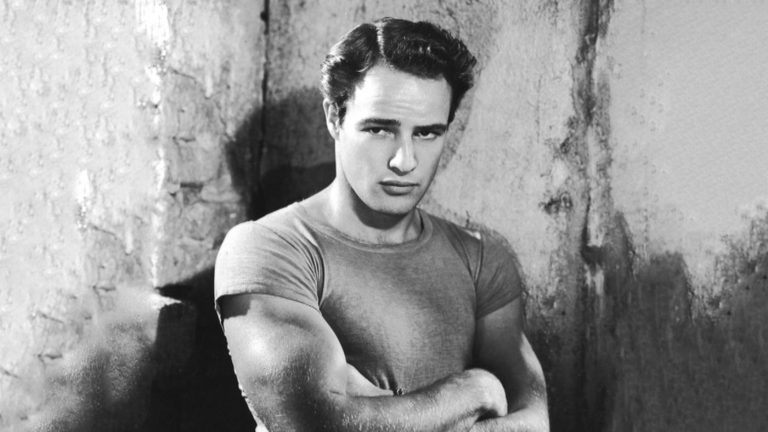 10 najbardziej czarujących mężczyzn. Kto przyciąga najwięcej uwagi?