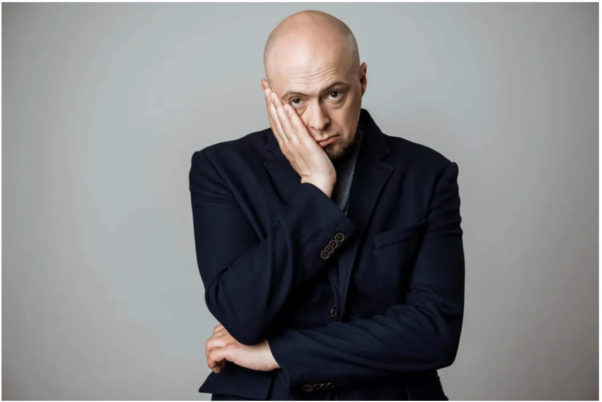 W noc Bożego Narodzenia do naszych drzwi zapukała ciężarna kobieta, która miała rodzić, a ja zbladłem, gdy dowiedziałem się, kim ona naprawdę jest.