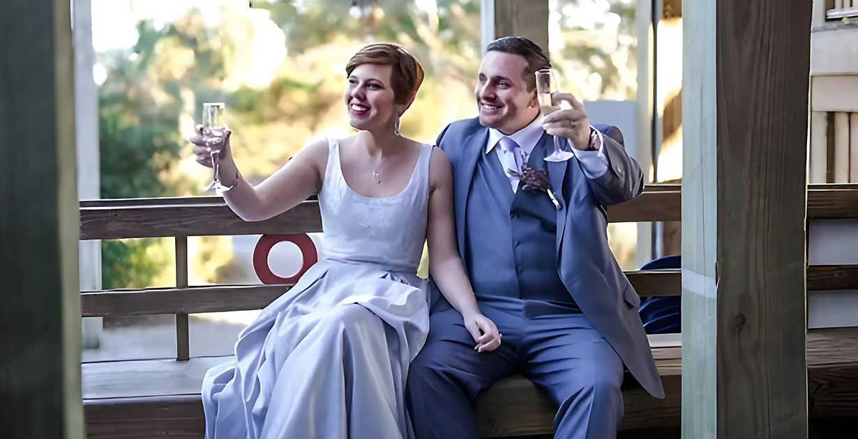 W ostatniej chwili wszystkie druhny wybrały czarny kolor, tak jak się spodziewałam.