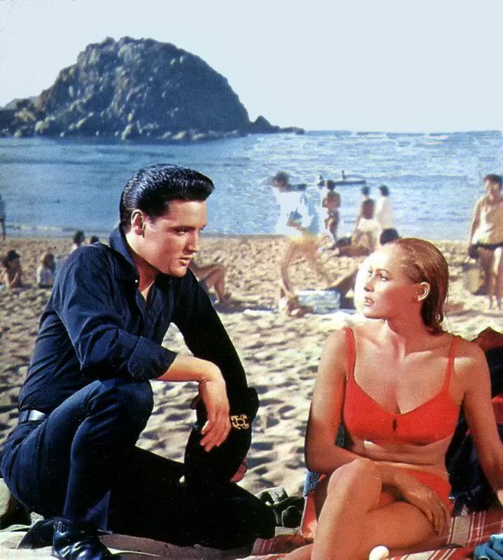 Elvis i Ursula Andress: Trójkąt miłosny w Acapulco, który przegapiliście
