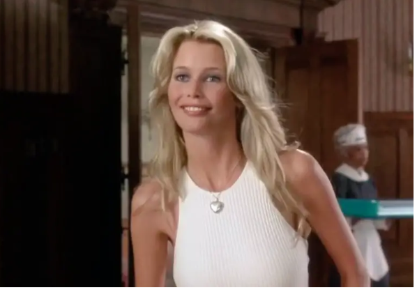 Piękna twarz tej supermodelki zdobiła wszystkie okładki magazynów. Spójrzcie na nią w wieku 53 lat.