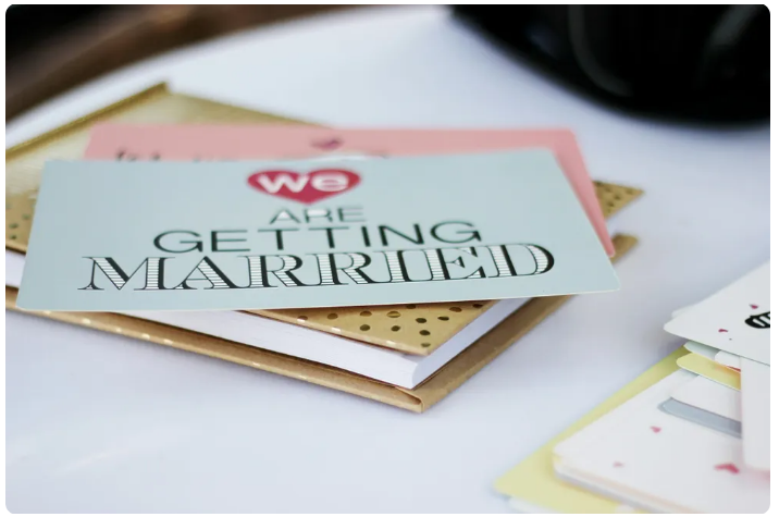 Moja siostra próbowała wybrać dla mnie sukienkę dla druhny, ale nie spodziewała się, że będę ją przerabiać.