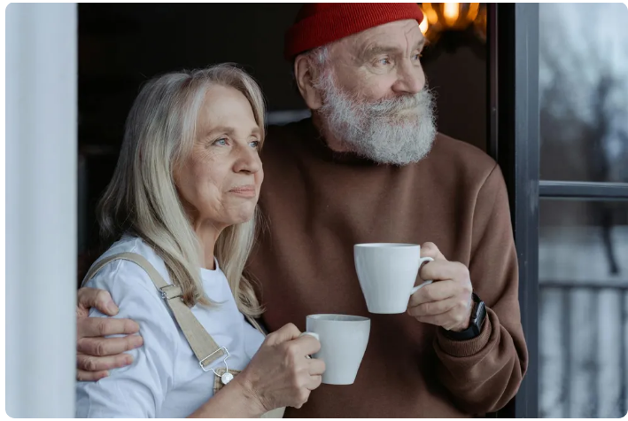 Podsłuchałam, jak moi rodzice planują przeprowadzić się do mojego mieszkania. Pozwoliłam im wszystko spakować, a potem powiedziałam, że już się wyprowadziłam.