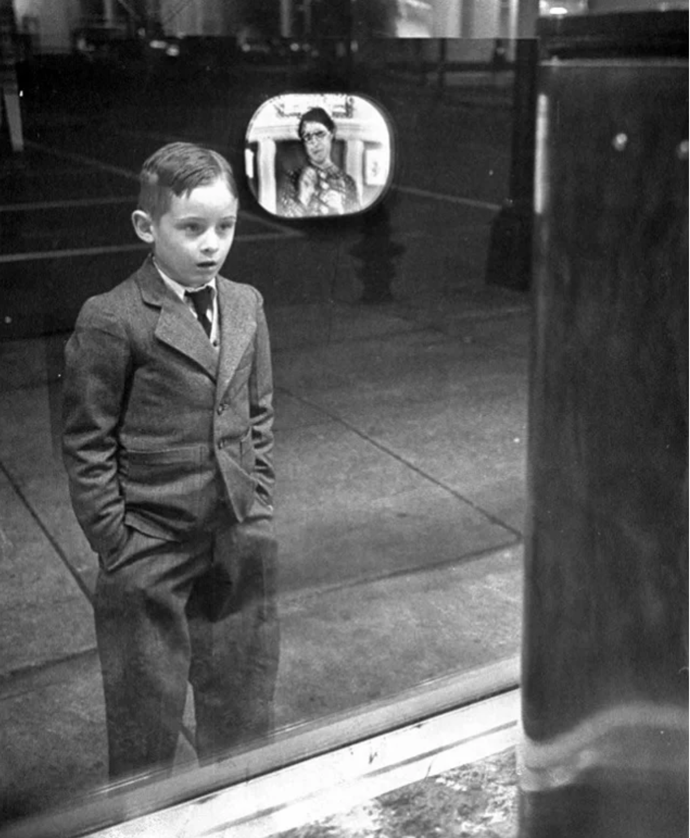 Historię można bardzo obrazowo studiować na podstawie zdjęć.