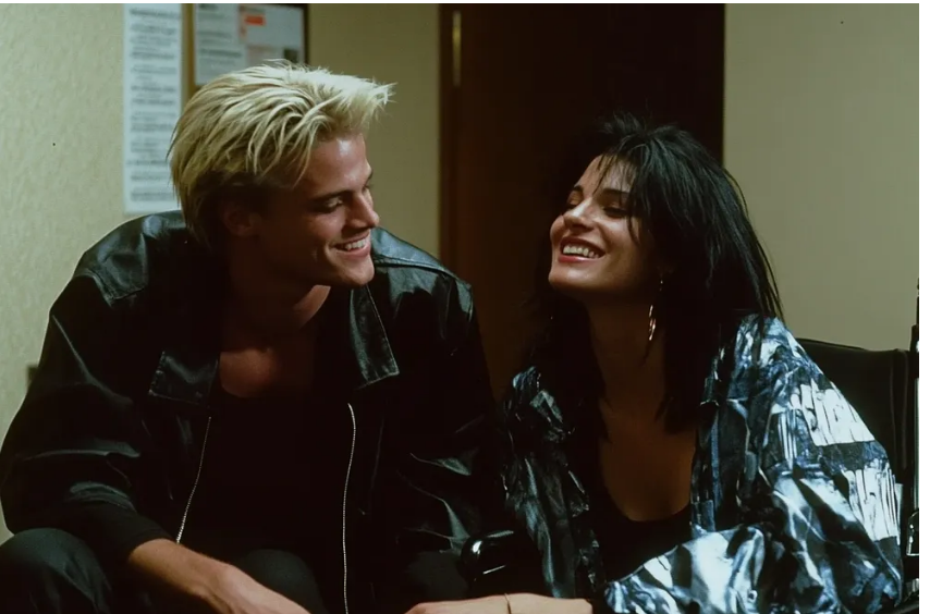 Mój mąż nalegał, żebyśmy spali w różnych pokojach. Pewnej nocy usłyszałam dziwne odgłosy dochodzące z jego pokoju i poszłam to sprawdzić.