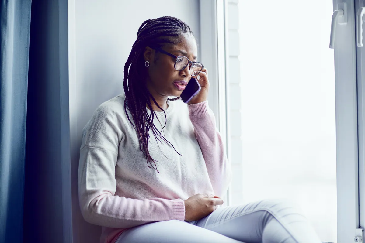 Mój chłopak wyrzucił mnie z domu, gdy dowiedział się, że jestem w ciąży. 26 lat później mój syn złożył mu wizytę.