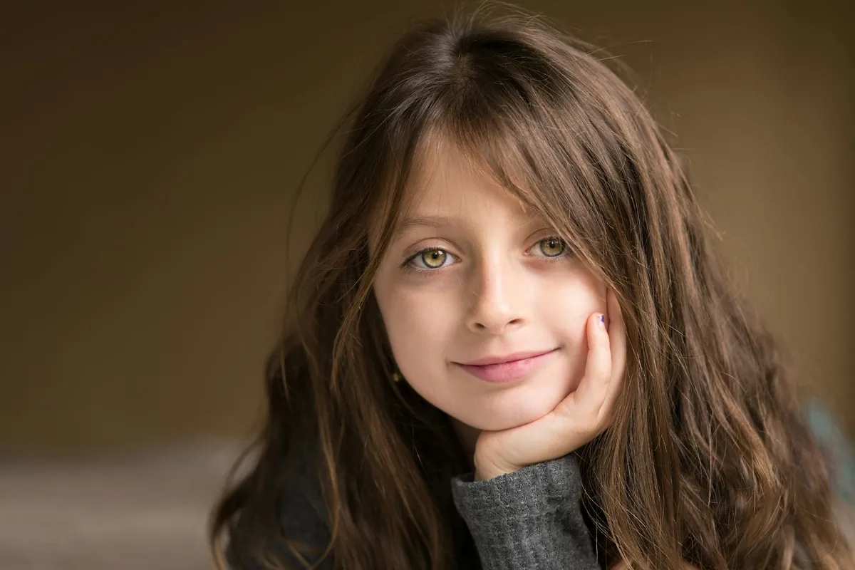 Moja teściowa zaprosiła wszystkie dzieci do swojego domu, ale tylko mojemu sześciolatkowi zabroniła zbierania cukierków. Kiedy dowiedziałam się dlaczego, dałam jej lekcję, której nie zapomni.