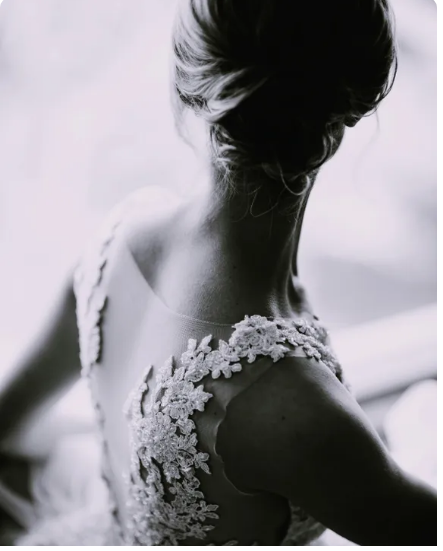 Moja siostra próbowała wybrać dla mnie sukienkę dla druhny, ale nie spodziewała się, że będę ją przerabiać.