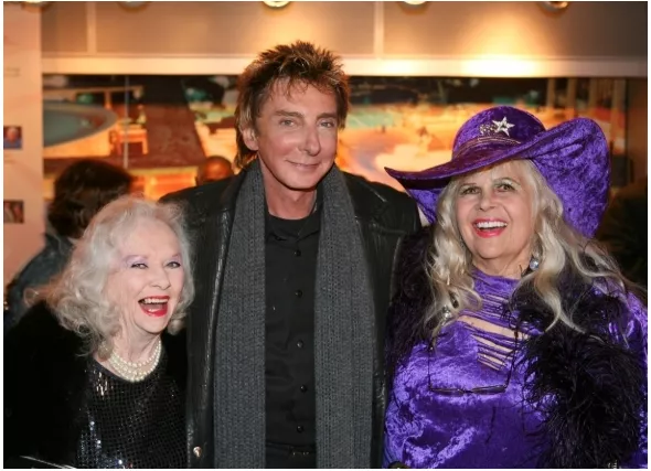 Glory Pal – wybitna aktorka, wspaniała modelka, odnosząca sukcesy przedsiębiorczyni i prezenterka telewizyjna.