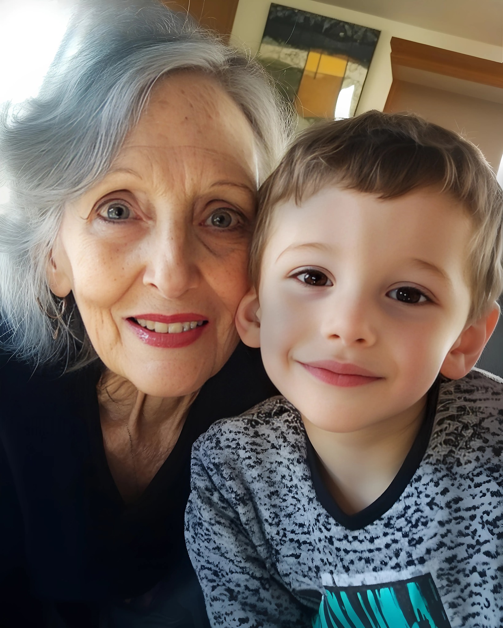 Każdego ranka o szóstej starszy brat zakradał się do pokoju swojego młodszego brata – a kiedy ich rodzice dowiedzieli się dlaczego, zaniemówili.