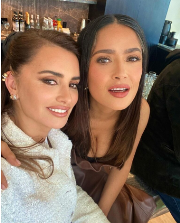 Gwiazdy i ich przyjaźnie. Czy wiesz, że Penélope Cruz i Salma Hayek są przyjaciółkami?