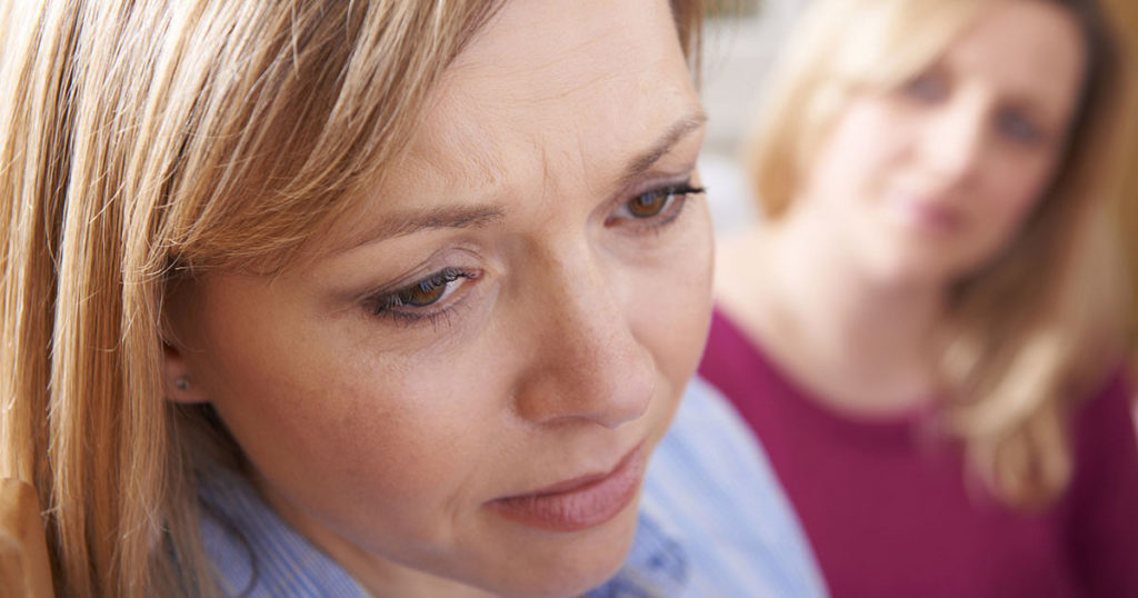 Trzy dni przed ślubem moja przyjaciółka rzuciła mnie z powodu mojej fryzury – a pozostałe przyjaciółki nie pozostały obojętne, aby zemścić się za mnie.