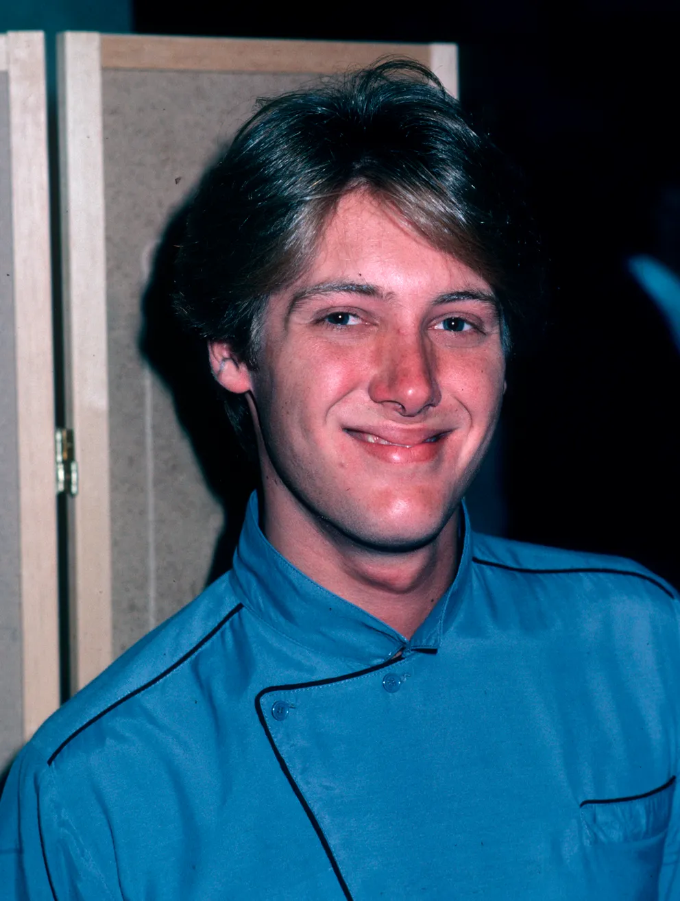 Pochodzący z rodziny nauczycieli, idol lat 80. chroni swoją prywatność — co wiemy o jego stylu życia?