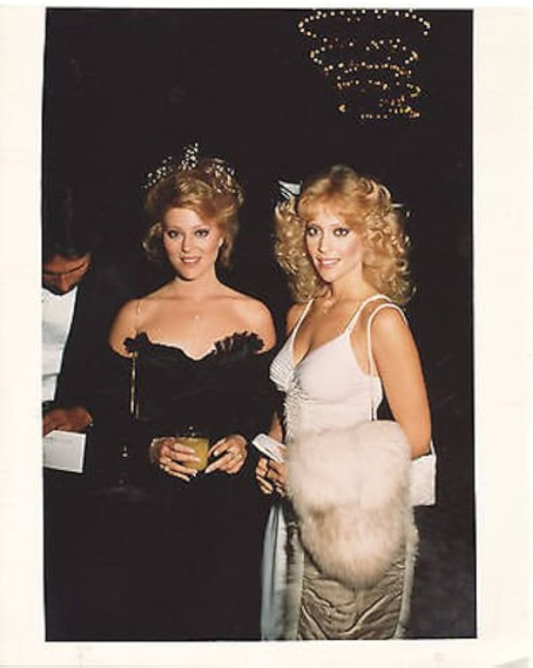 Słodkie, urocze. Byłem nimi zauroczony w młodości. Teraz mają po 68 lat, ale ich seksowny, piękny wygląd wydaje się niezmienny.