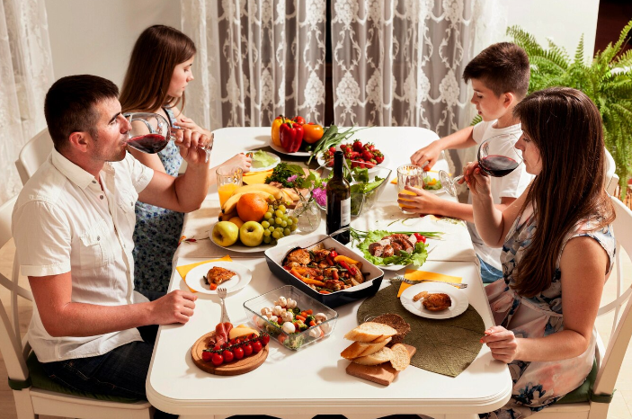 Po sześciu godzinach podróży z dziećmi przyjechałam, aby zrobić rodzinie niespodziankę z okazji Święta Dziękczynienia.