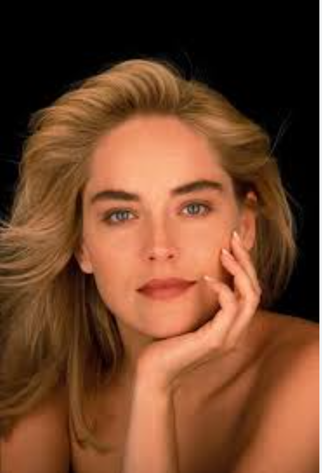 Były piękne bez photoshopa i operacji plastycznych. TOP 20 piękności z lat 90.