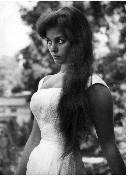 25 najpiękniejszych kobiet w historii, które podziwiały miliony