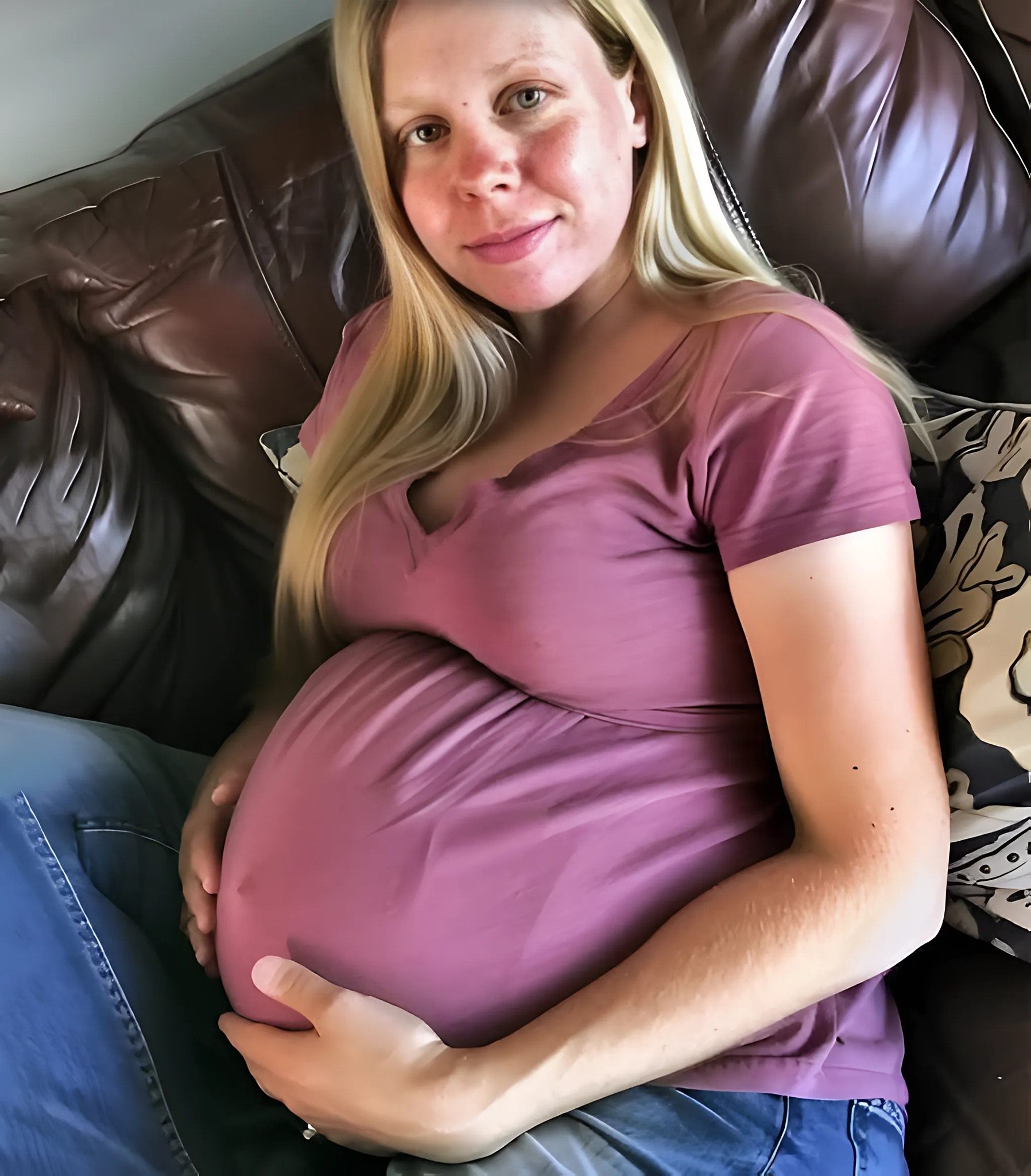 Mój mąż zostawił mnie dla swojej kochanki, gdy ciąża zmieniła moje ciało — po latach znów ich spotkałam i karma przemówiła głośniej niż słowa.