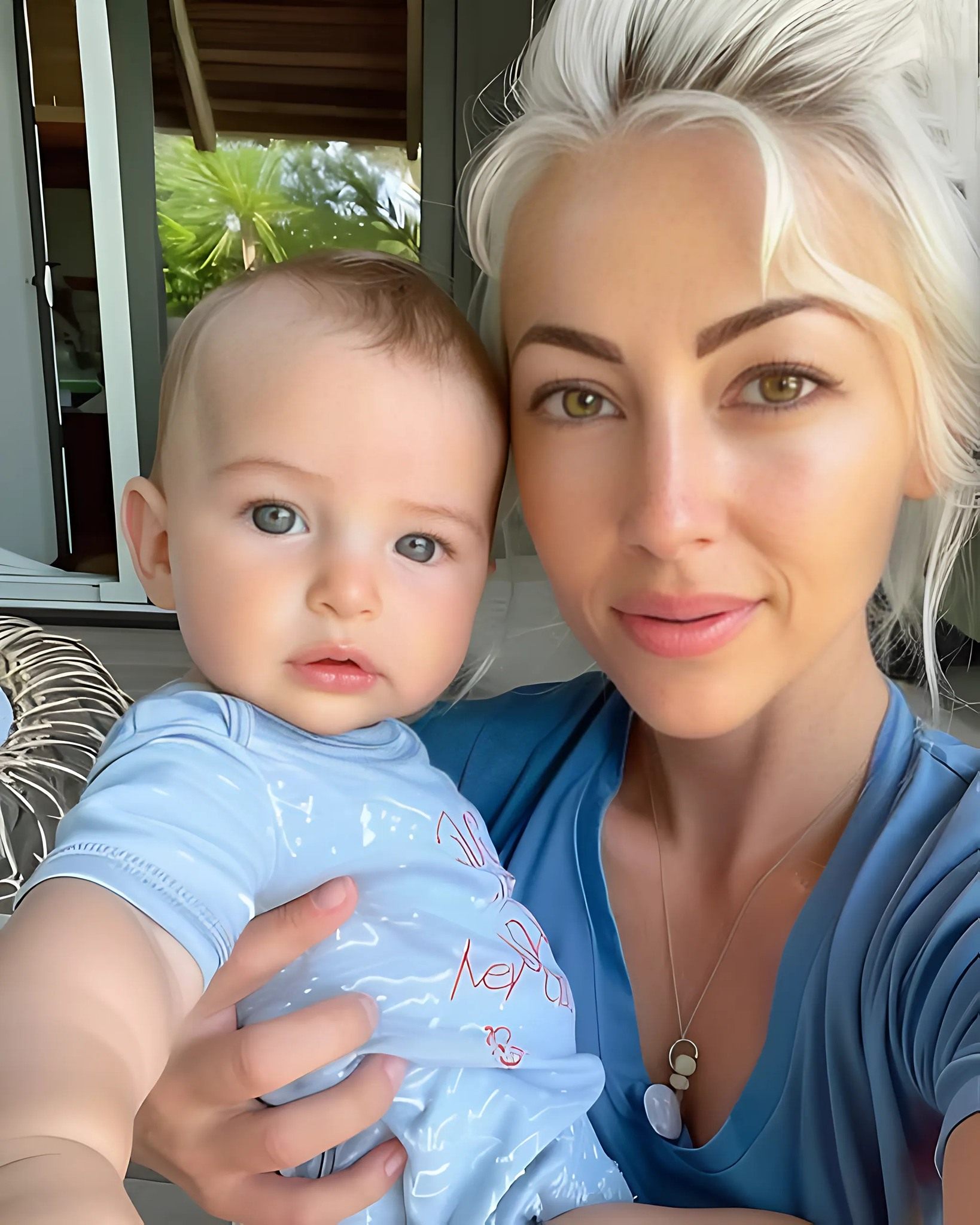 Dwa lata po śmierci mojego pięcioletniego syna usłyszałam, jak ktoś puka do moich drzwi, mówiąc: „Mamo, to ja”.