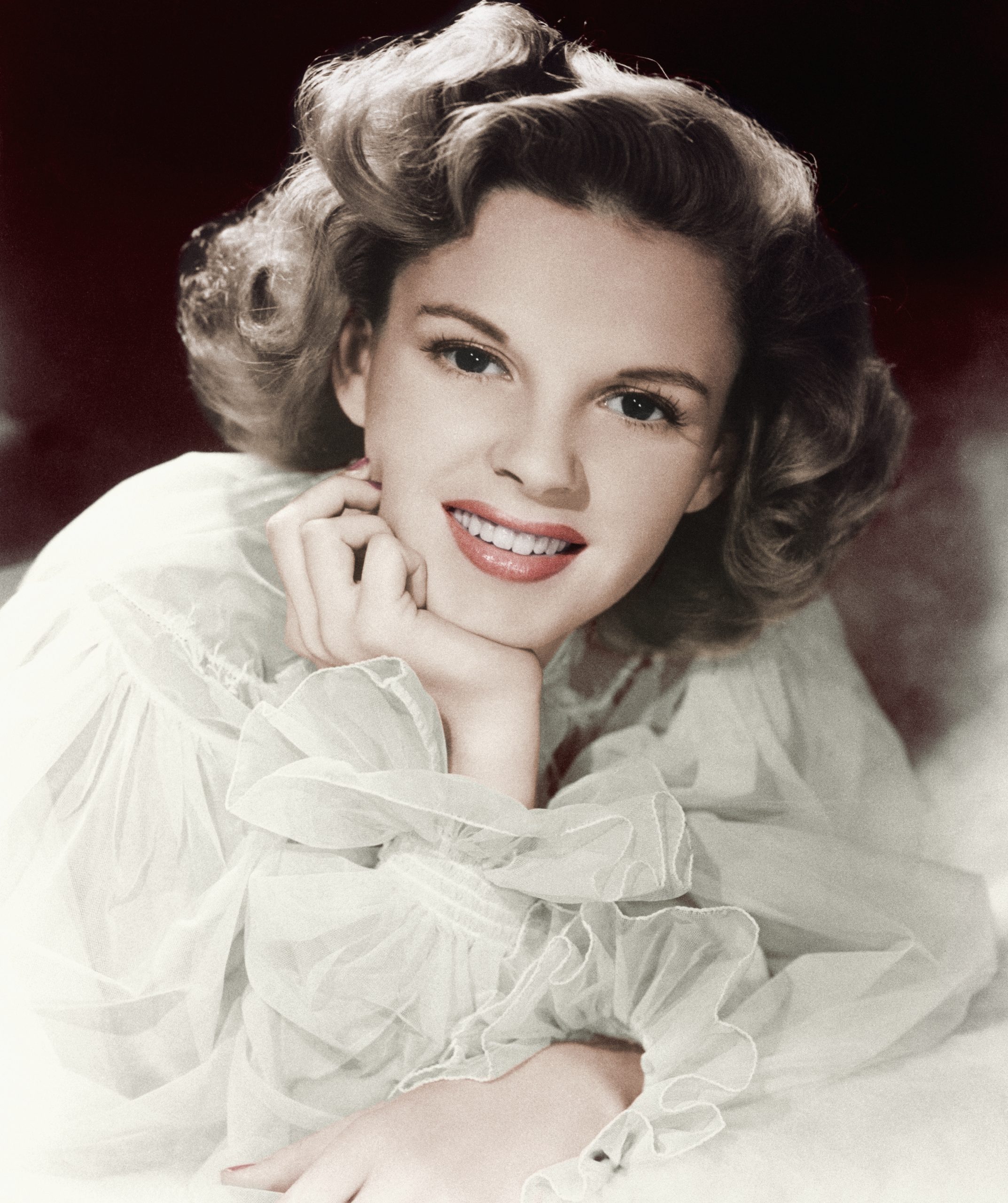 Od chaosu dzieciństwa do legendy Hollywoodu: tragiczny triumf Judy Garland