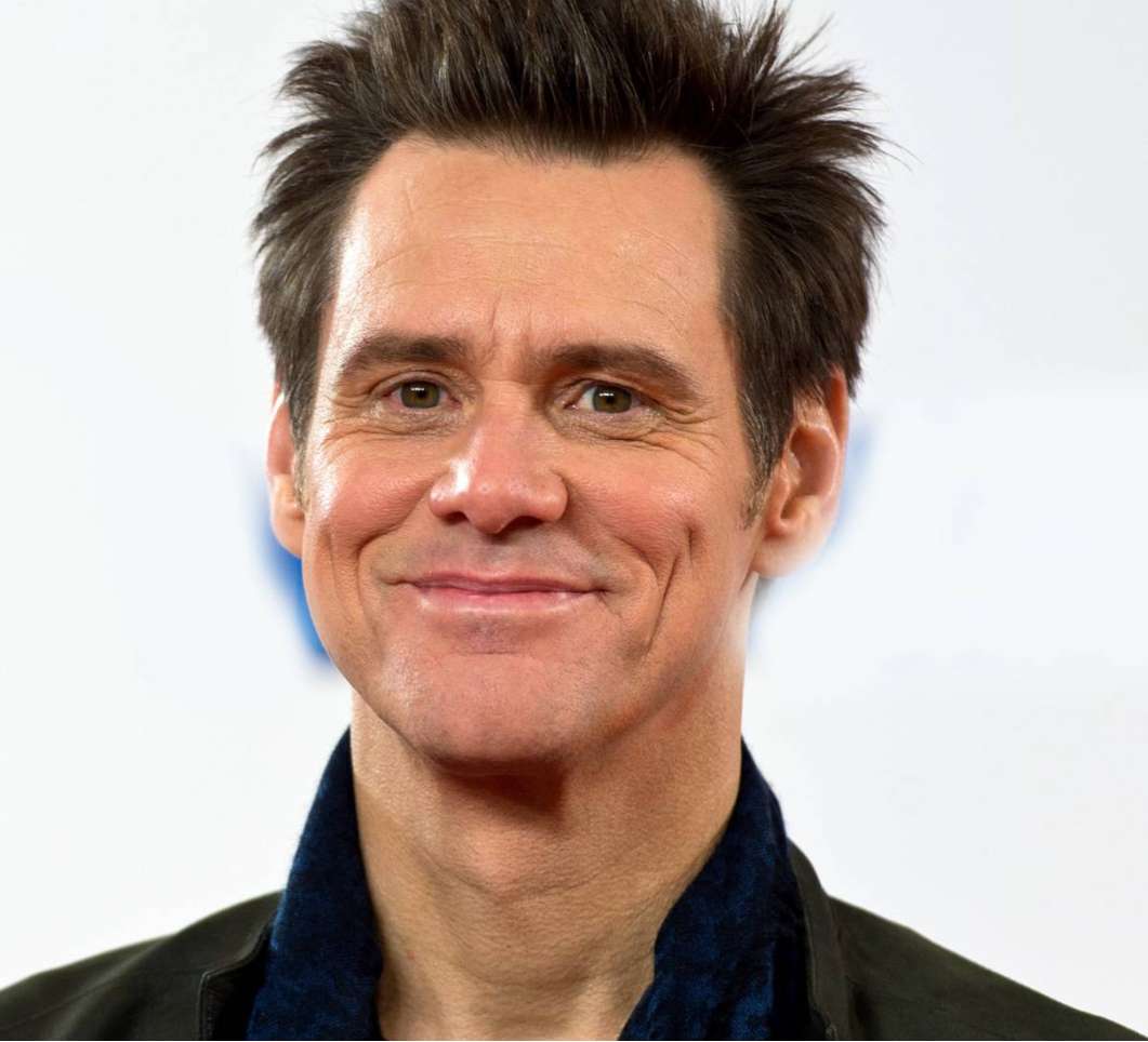 Chociaż dziś jest gwiazdą świata filmowego, jego historia rozpoczęła się od zupełnie zwyczajnego dzieciństwa.