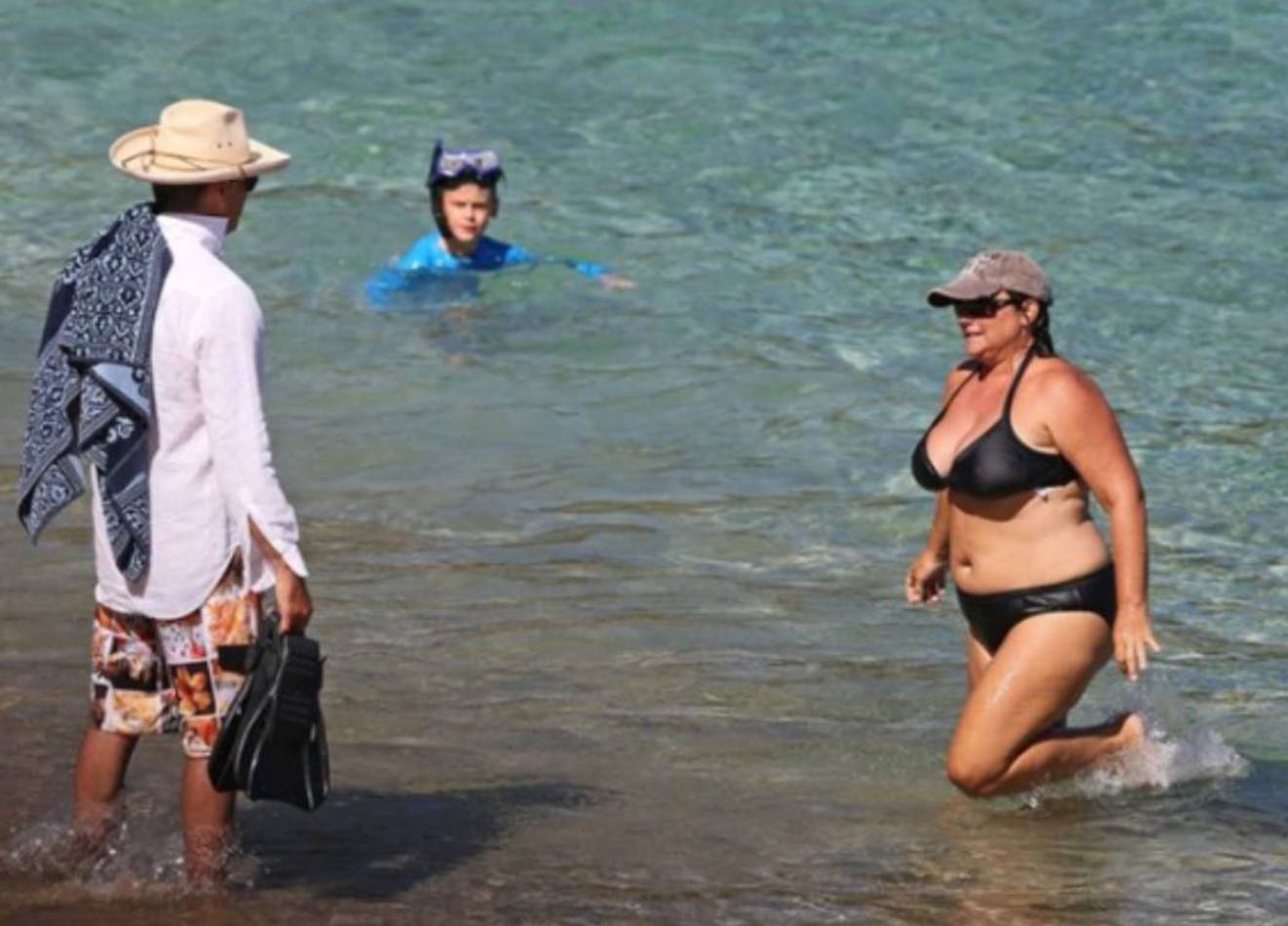 Kiedy ludzie patrzą na tę parę, często zadają sobie pytanie, co mężczyzna znalazł w tej kobiecie... Ta otyła kobieta jest partnerką jednego z najbardziej atrakcyjnych aktorów na świecie.