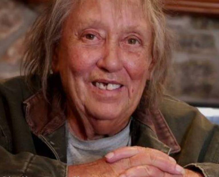 Aktorka, która była ikoną stylu lat 70., została znaleziona w szpitalu psychiatrycznym i na nowych zdjęciach trudno ją rozpoznać.