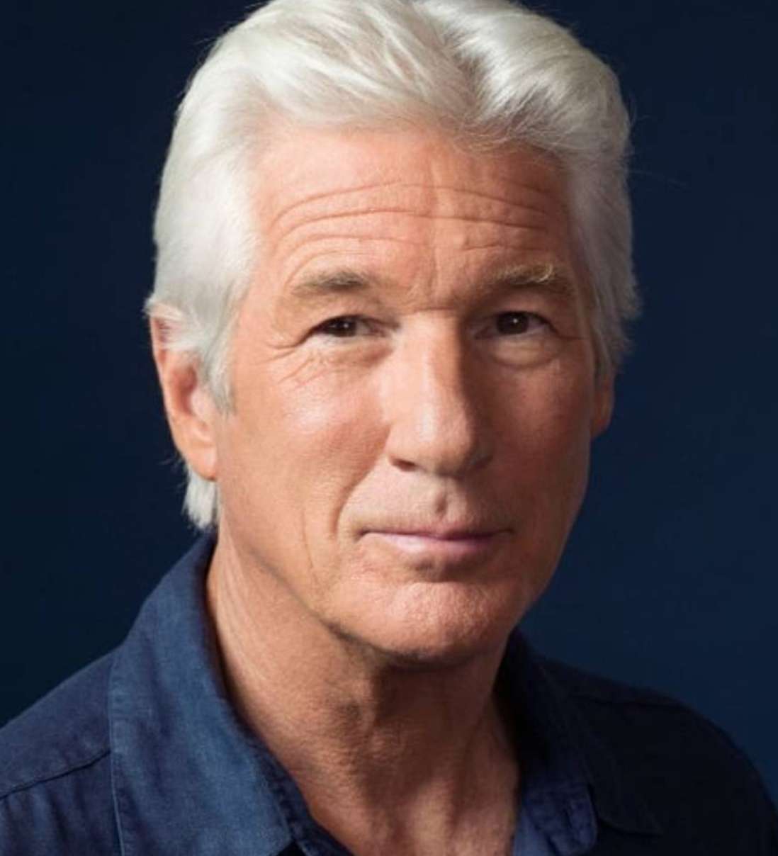 W wieku 74 lat Richard Gere przerwał milczenie: w końcu zdradził, kim była prawdziwa miłość jego życia.