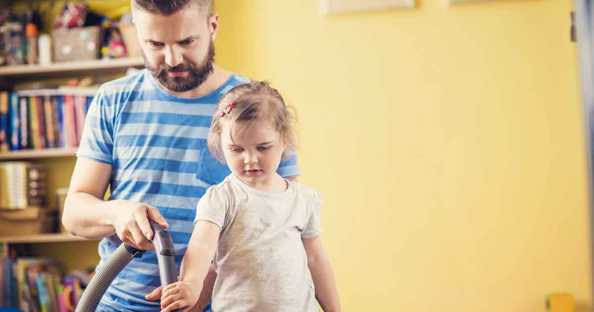 Słyszałam, jak mój mąż powiedział naszej pięcioletniej córce, żeby mi o tym nie mówiła.