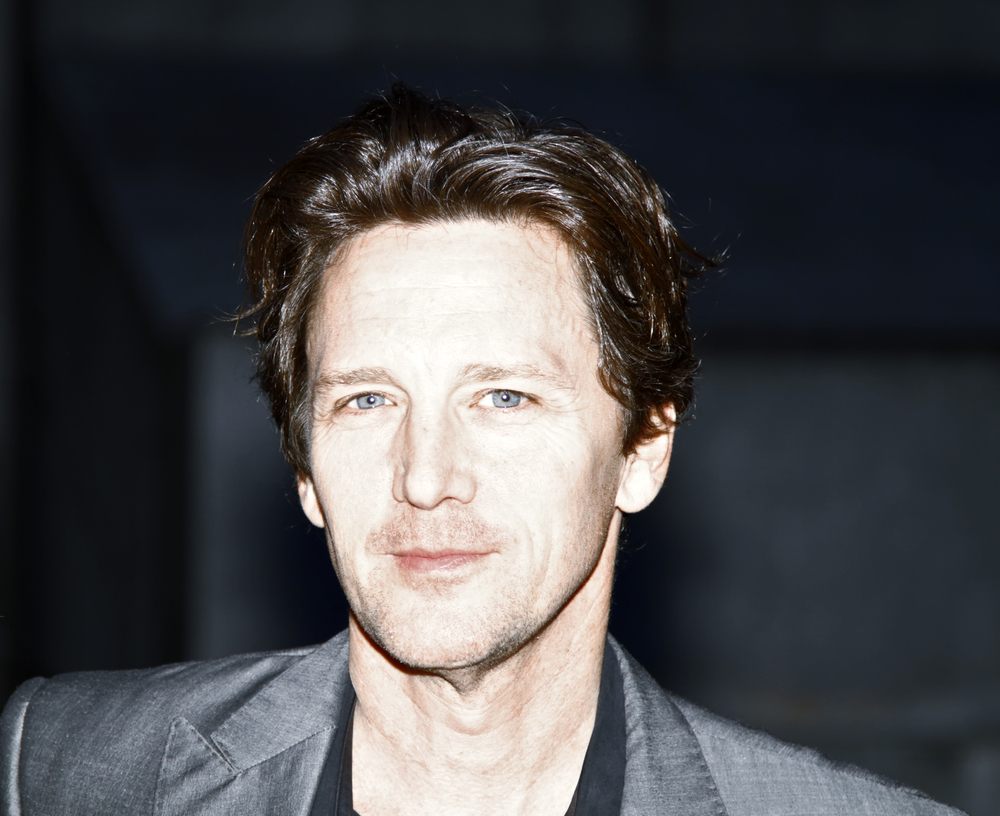 Prawdziwa historia tej hollywoodzkiej gwiazdy jest o wiele bardziej porywająca niż jakikolwiek z jego filmów.