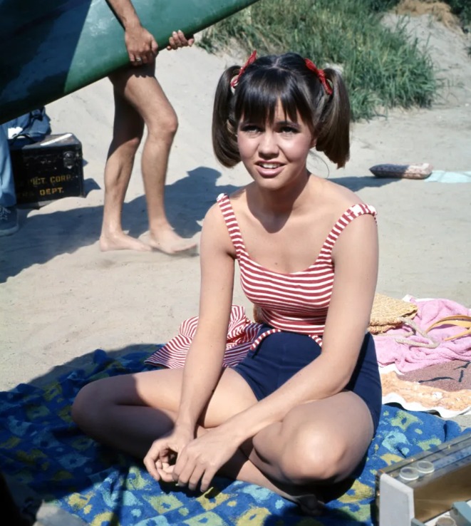 „Nie jesteś wystarczająco ładna” – mówili ludzie. A ona zdobyła dwie statuetki Oscara i wychowała dwóch synów, którzy również stali się sławni!