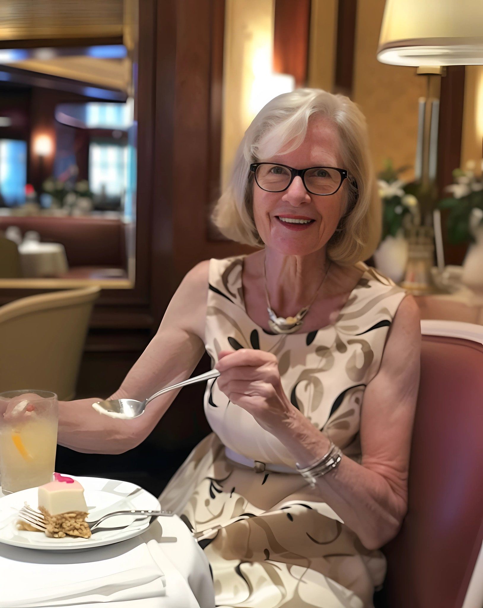 Od odrzucenia do cudu: co się stało po tym, jak kazano nam opuścić kawiarnię