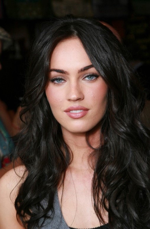 Czy potrafisz rozpoznać te popularne gwiazdy Hollywood? Mają teraz po 40 lat i nadal zachwycają swoich fanów swoją urodą!