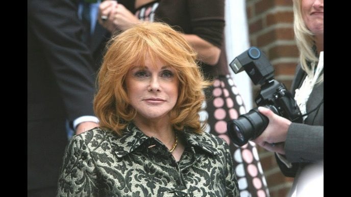 „Presley był w niej zakochany po uszy”: jak wygląda dziś 82-letnia aktorka Ann-Margret?
