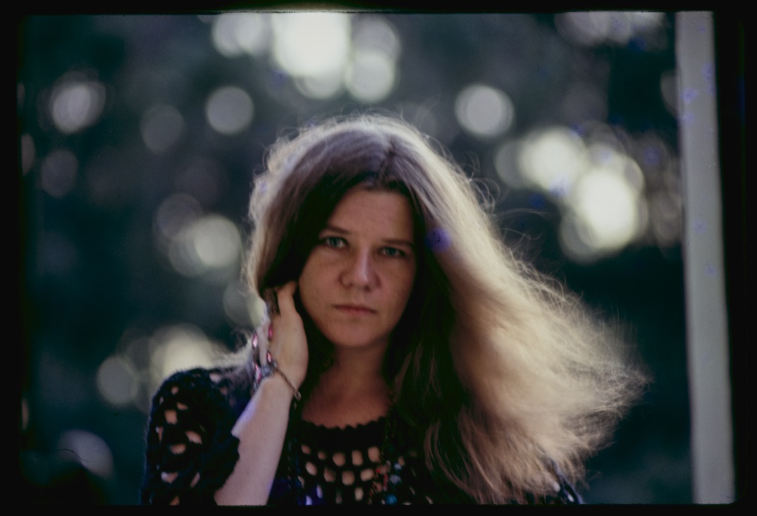 Od „brzydkiej” do niepowstrzymanej: jak stała się najseksowniejszą kobietą świata