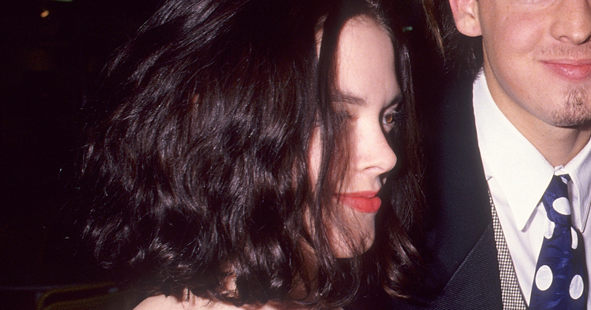 Dziewczynka, która spaliła Biblie, stała się legendą Hollywoodu.