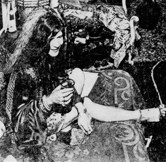 Od „brzydkiej” do niepowstrzymanej: jak stała się najseksowniejszą kobietą świata