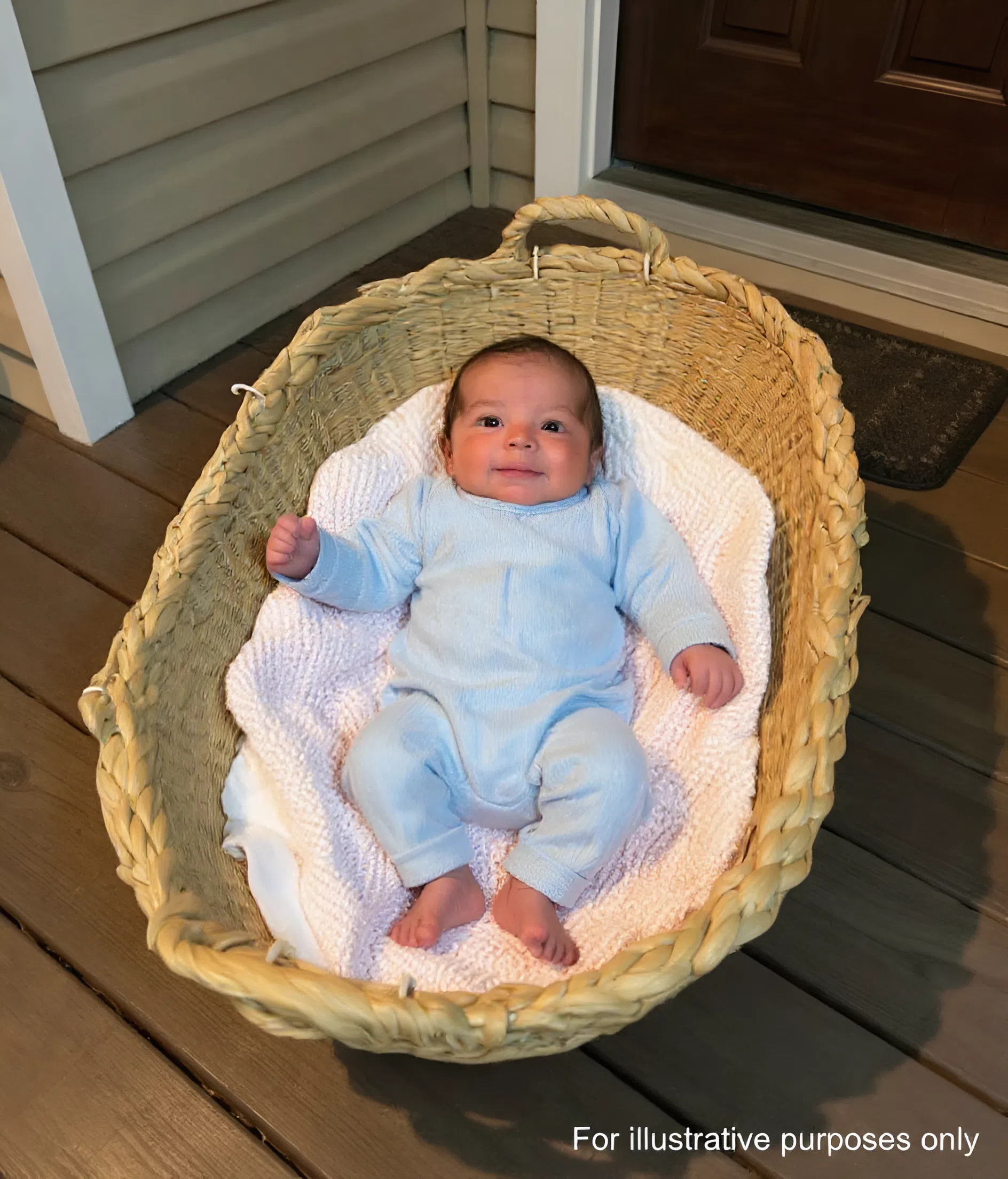 Pchała taczkę do szpitala — i niosła trzy życia na swoich bosych stopach.